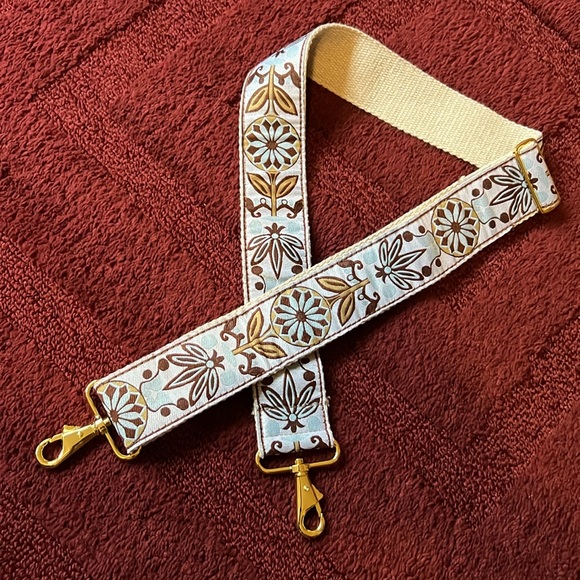 Art Tribute Adjustable Strap for Bag or Camera - Picture 4 of 4